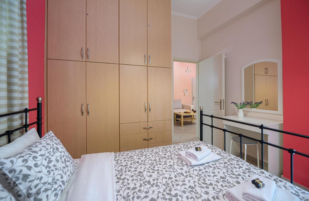 Peaceful Corner Apartment Preveza Exterior photo