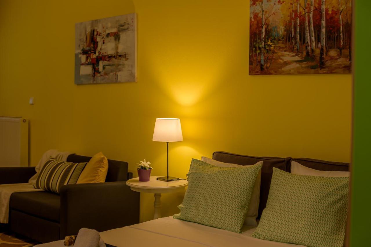 Peaceful Corner Apartment Preveza Exterior photo